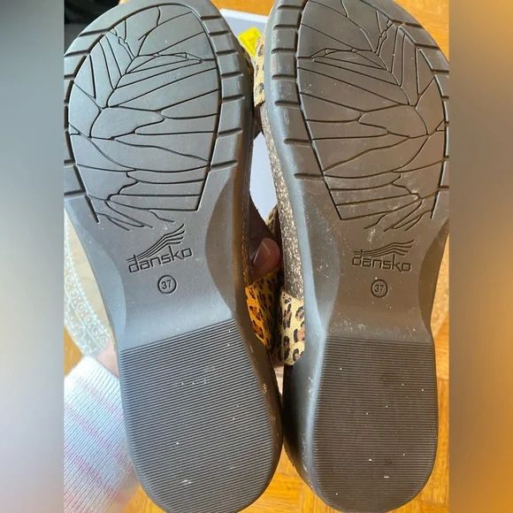 Dansko Leopard Print Sandals Size 37 - Picture 3 of 5